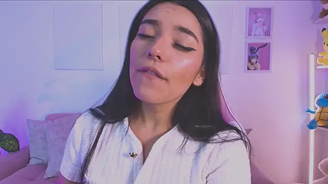 ariana bae  online show from September 15, 2025, 4:02 am