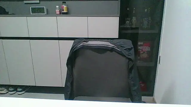 Snapshot of nole_china7 chatting on December 17, 2025, 12:21 pm nole china7 online show from December 17, 2025, 12:21 pm