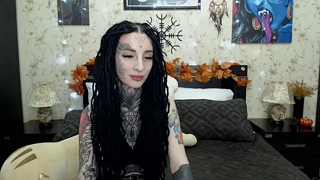 Velvetbat online show from November 5, 2025, 7:11 am