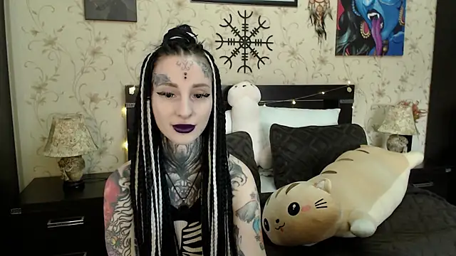 Velvetbat online show from March 21, 2025, 7:33 am