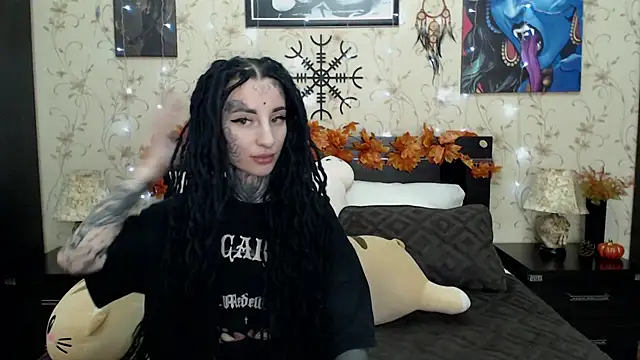 Velvetbat online show from October 28, 2025, 7:51 am