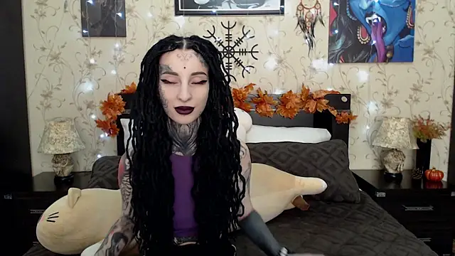 Velvetbat online show from October 17, 2025, 7:00 am