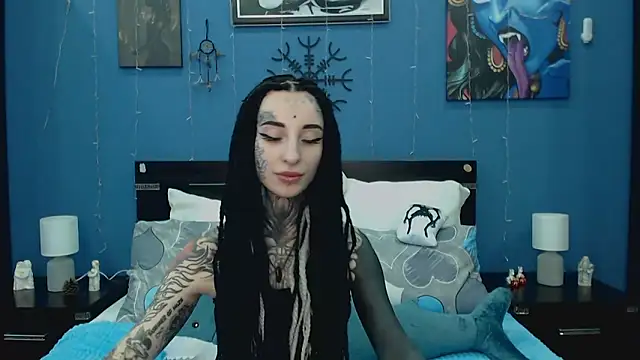 Velvetbat online show from May 23, 2026, 7:07 am