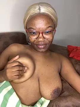 YummyMelanin117 online show from February 23, 2026, 9:04 pm