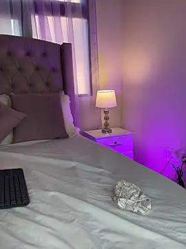 Snapshot of zaraquiinn chatting on October 9, 2025, 2:06 pm zaraquiinn online show from October 9, 2025, 2:06 pm