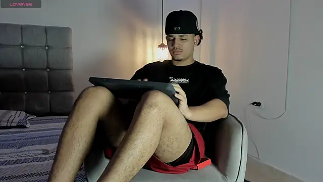 samxx muscle online show from October 1, 2025, 2:54 pm