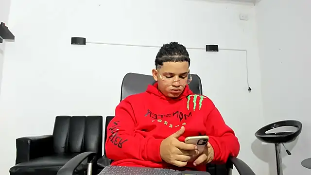 Snapshot of samxx_muscle chatting on March 30, 2026, 7:32 am samxx muscle online show from March 30, 2026, 7:32 am