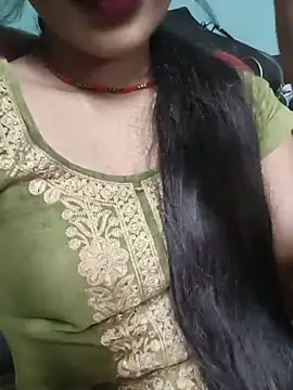 Snapshot of Eshwari_Chopra chatting on May 30, 2026, 5:18 pm Eshwari Chopra online show from May 30, 2026, 5:18 pm