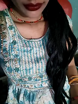 Eshwari Chopra online show from October 27, 2025, 3:51 am