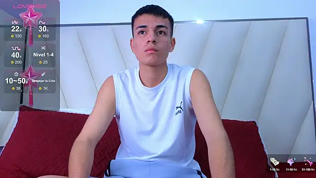 Snapshot of Hotboy21_ chatting on September 20, 2025, 3:33 am Hotboy21 online show from September 20, 2025, 3:33 am