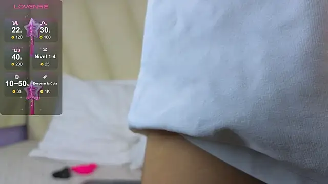 Snapshot of Hotboy21_ chatting on November 6, 2025, 3:43 am Hotboy21 online show from November 6, 2025, 3:43 am