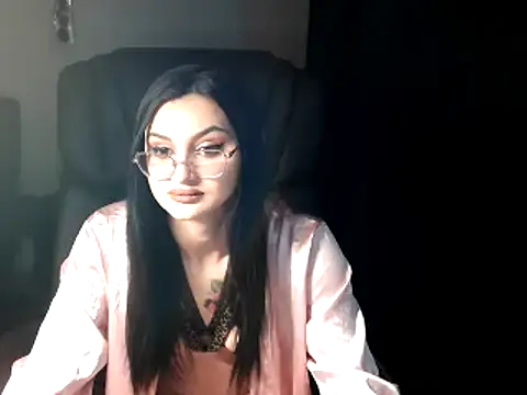 Sara25M online show from March 19, 2025, 10:11 am