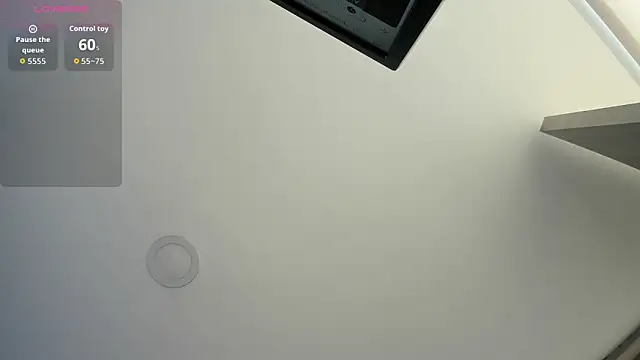 Elaine87  online show from January 5, 2026, 9:18 pm