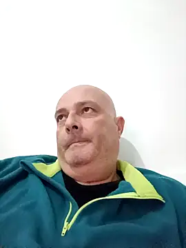 Alexis Bull online show from November 2, 2025, 4:45 pm