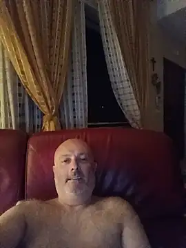 Alexis Bull online show from June 28, 2026, 11:00 pm