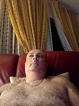 Alexis Bull online show from September 13, 2025, 11:38 pm