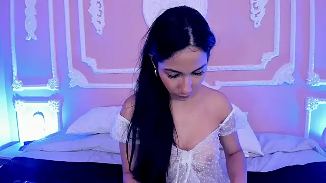 ArianaReynoldss online show from September 8, 2025, 7:13 pm