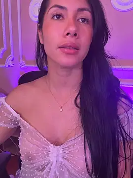 ArianaReynoldss online show from October 20, 2025, 7:25 pm