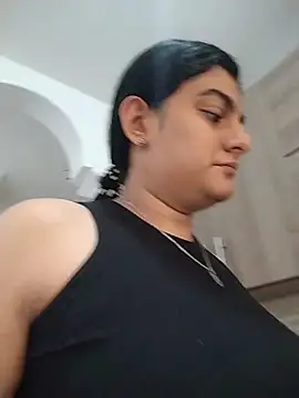 carlafox05 online show from February 9, 2026, 3:10 pm