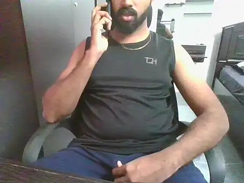 Periyakunji69 online show from December 14, 2025, 4:51 am