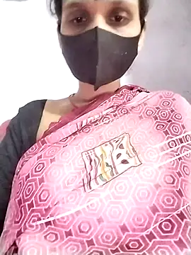 Snapshot of Soniy-Maax chatting on September 10, 2025, 8:35 am Soniy-Maax online show from September 10, 2025, 8:35 am