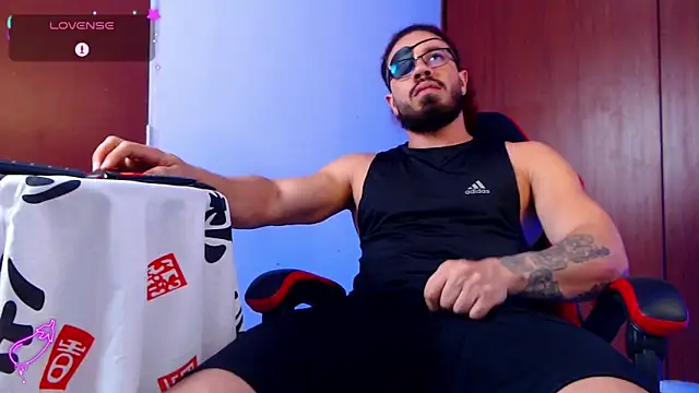 pirata fitness online show from December 1, 2025, 3:13 pm