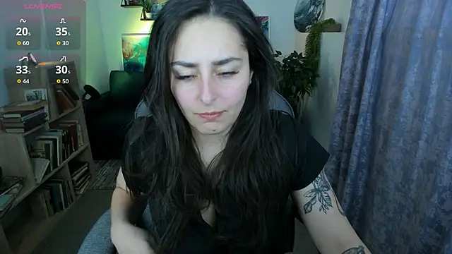 ValeriiMills online show from April 27, 2026, 3:10 pm