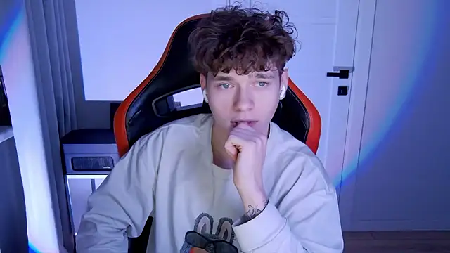 Snapshot of DanyDavis chatting on January 12, 2026, 7:31 pm DanyDavis online show from January 12, 2026, 7:31 pm