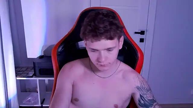 Snapshot of DanyDavis chatting on February 28, 2026, 2:50 pm DanyDavis online show from February 28, 2026, 2:50 pm