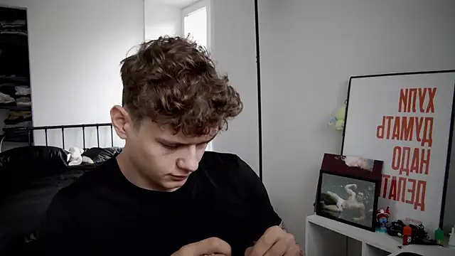 DanyDavis online show from September 24, 2025, 8:21 am