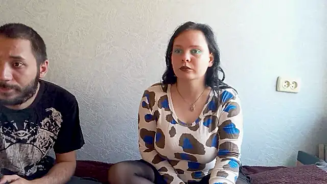 Snapshot of SweetPiggyx chatting on June 2, 2026, 1:33 pm SweetPiggyx online show from June 2, 2026, 1:33 pm