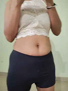 Snapshot of Desi_Bhabi_01 chatting on July 14, 2026, 12:44 pm Desi Bhabi 01 online show from July 14, 2026, 12:44 pm