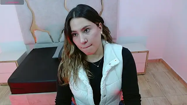 saaya tay online show from September 9, 2025, 3:05 am