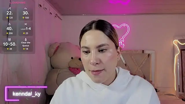 saaya tay online show from April 17, 2026, 3:20 am