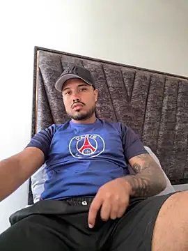 PapiStan online show from September 14, 2025, 4:51 pm