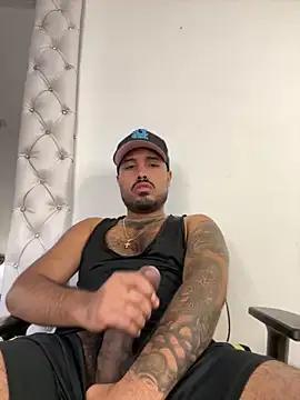 PapiStan online show from December 5, 2025, 4:22 am