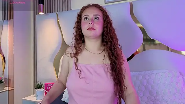 AmmberJones online show from October 8, 2025, 1:23 pm