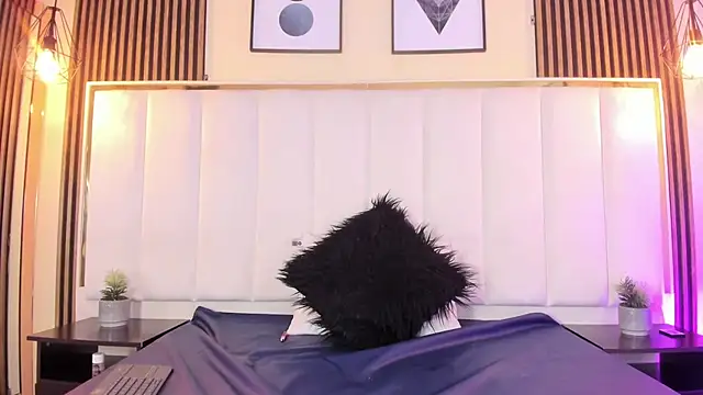 AmmberJones online show from March 20, 2025, 3:56 am