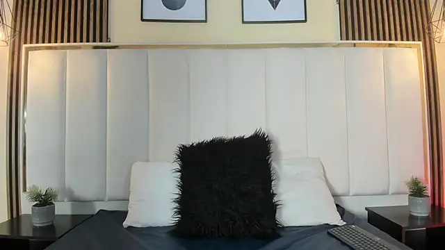 AmmberJones online show from March 21, 2025, 3:33 am