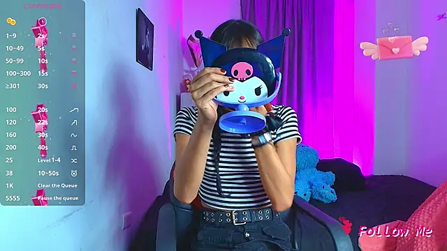 SkylerBennet online show from July 13, 2026, 3:39 am