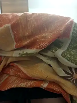 leona633 online show from March 11, 2026, 9:20 pm