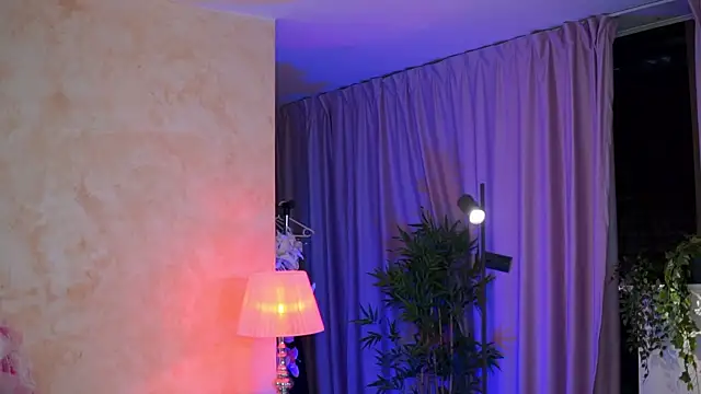 JessyKisss online show from October 24, 2025, 3:55 pm