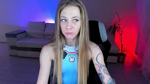 SweetMeeow online show from November 24, 2025, 2:11 am