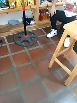 elnegro707070 online show from October 11, 2025, 7:48 pm