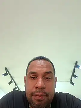 elnegro707070 online show from January 14, 2026, 11:14 am