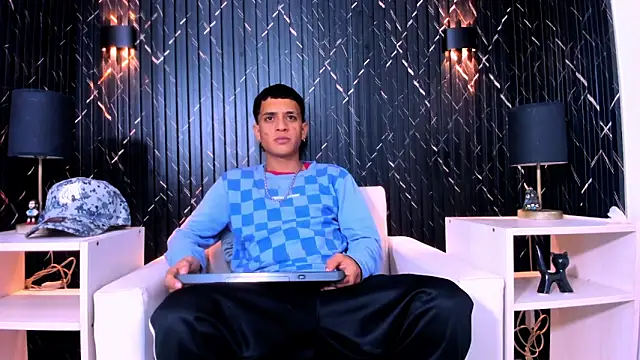 Matt Ruso online show from November 21, 2025, 3:27 am