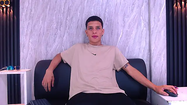 Matt Ruso online show from September 26, 2025, 6:48 pm