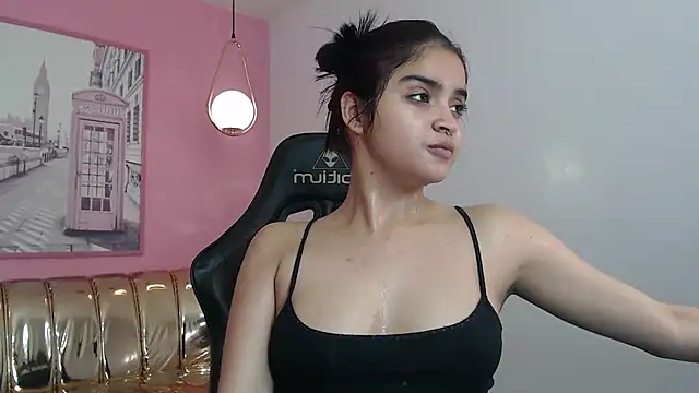 clementine t online show from September 20, 2025, 8:47 pm