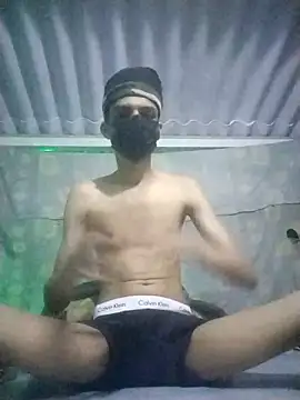 HannanKhan25 online show from November 8, 2025, 8:12 pm