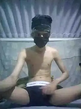 HannanKhan25 online show from November 10, 2025, 1:16 pm